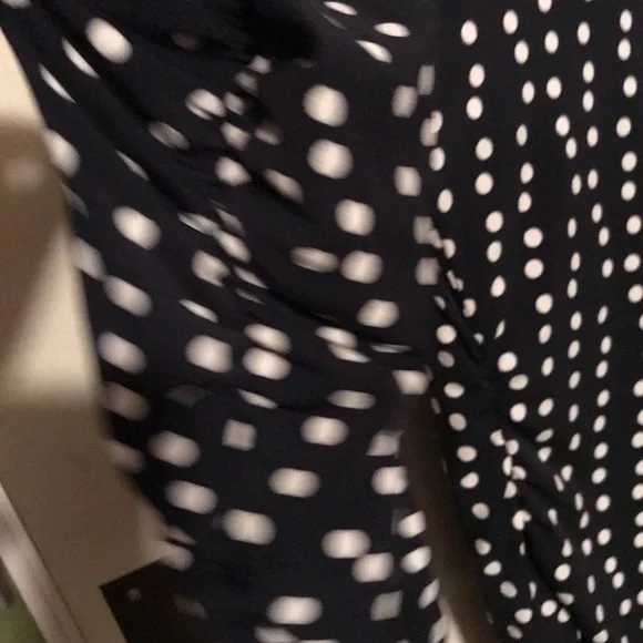 Chaus NWT Women's Stylish Black Polka Dot Top - Picture 2 of 6